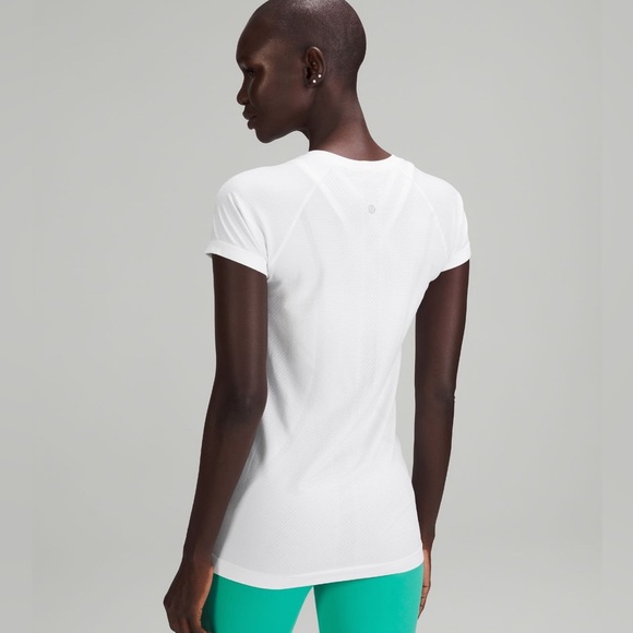 Lululemon Swiftly Tech Short-Sleeve Shirt - Picture 2 of 5